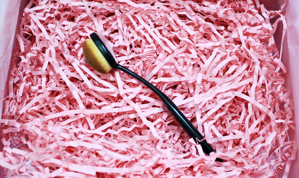 Овальная кисть для макияжа Stylondon Oval Face Brush